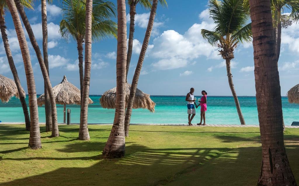 Divi Dutch Village Beach Resort 팜비치 외부 사진