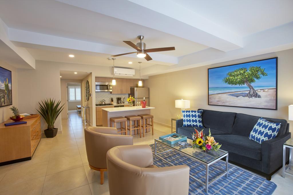 Divi Dutch Village Beach Resort 팜비치 외부 사진